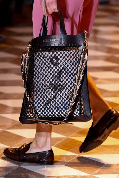 Look 6